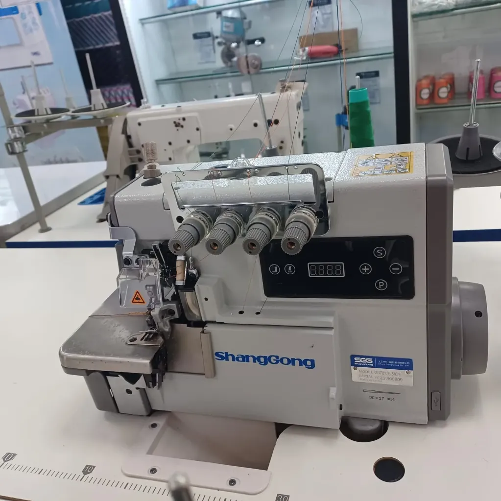 Máquina industrial overlock 5 hilos liviana ShangGong