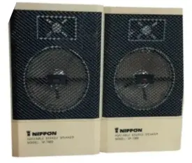 Parlantes NIPPON 
